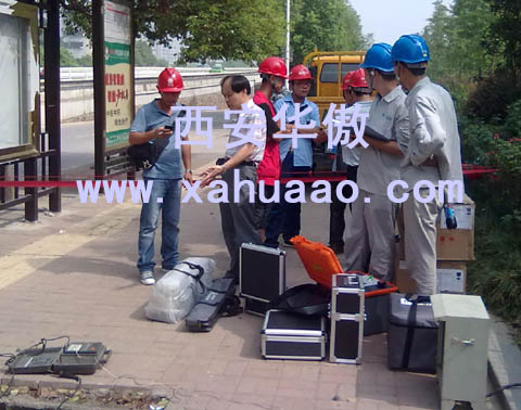 岳阳市电力局110超高压电缆外护套测试现场
